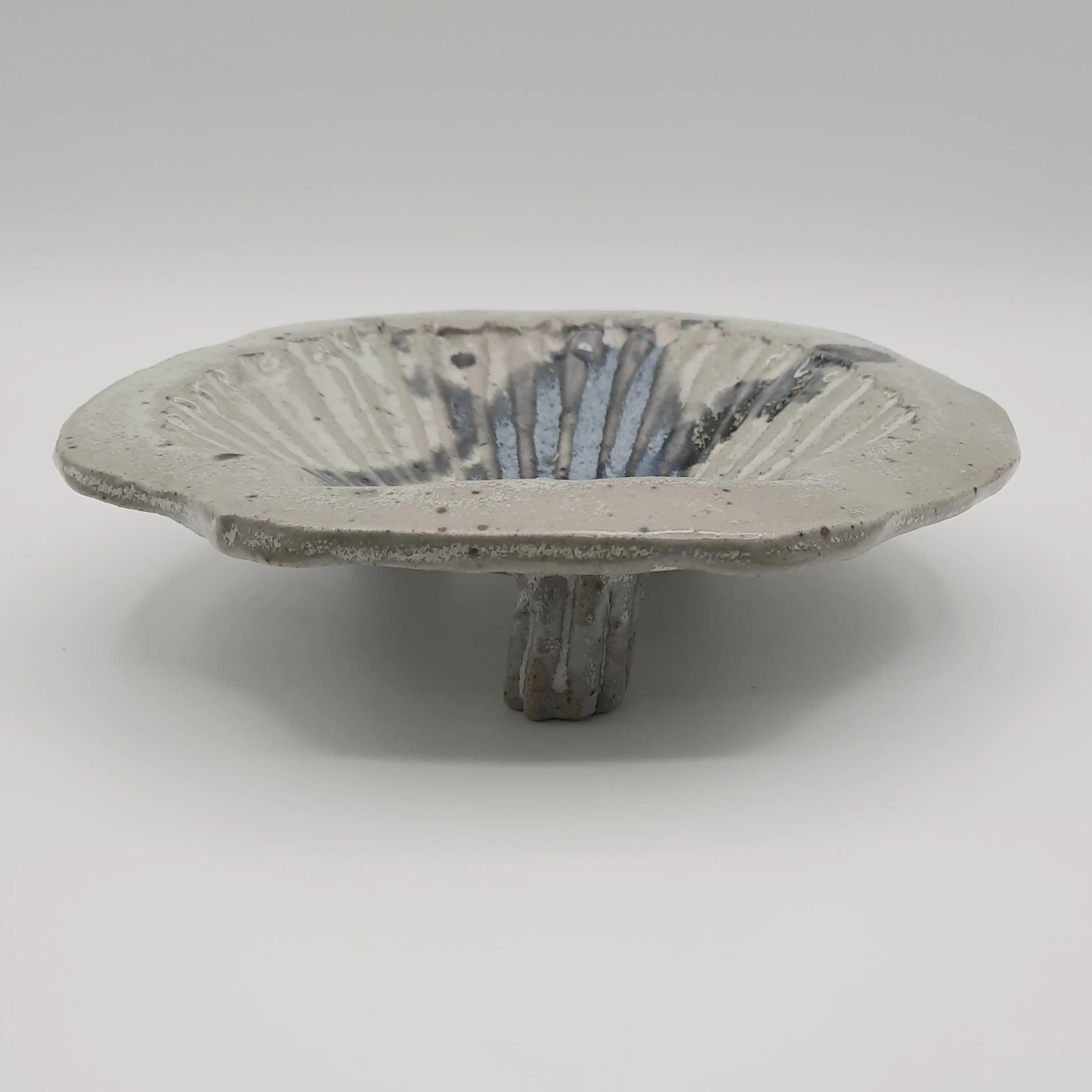 Image 4 of 8