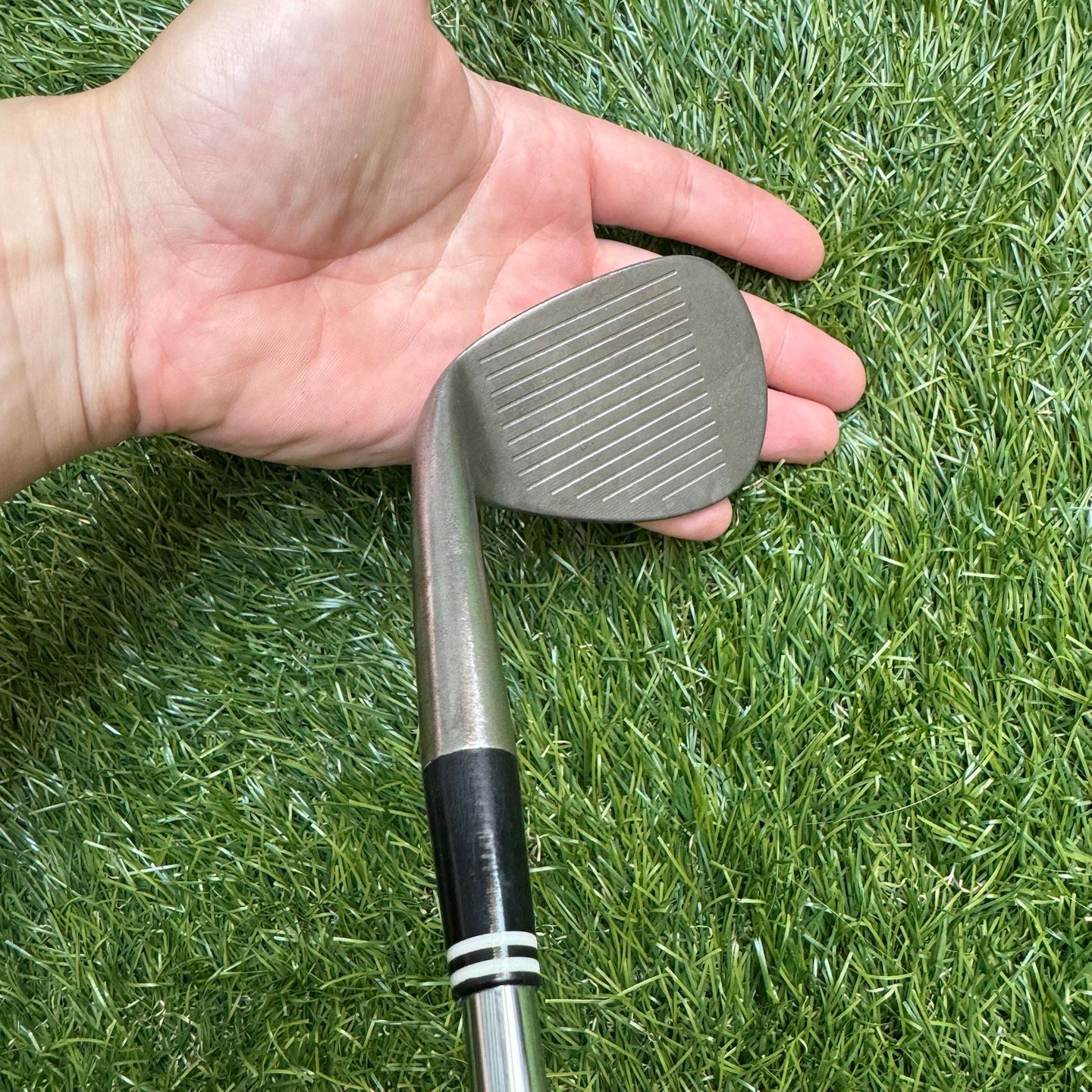 Cleveland 588 Precision Forged Wedge 54°/12° Dynamic Gold