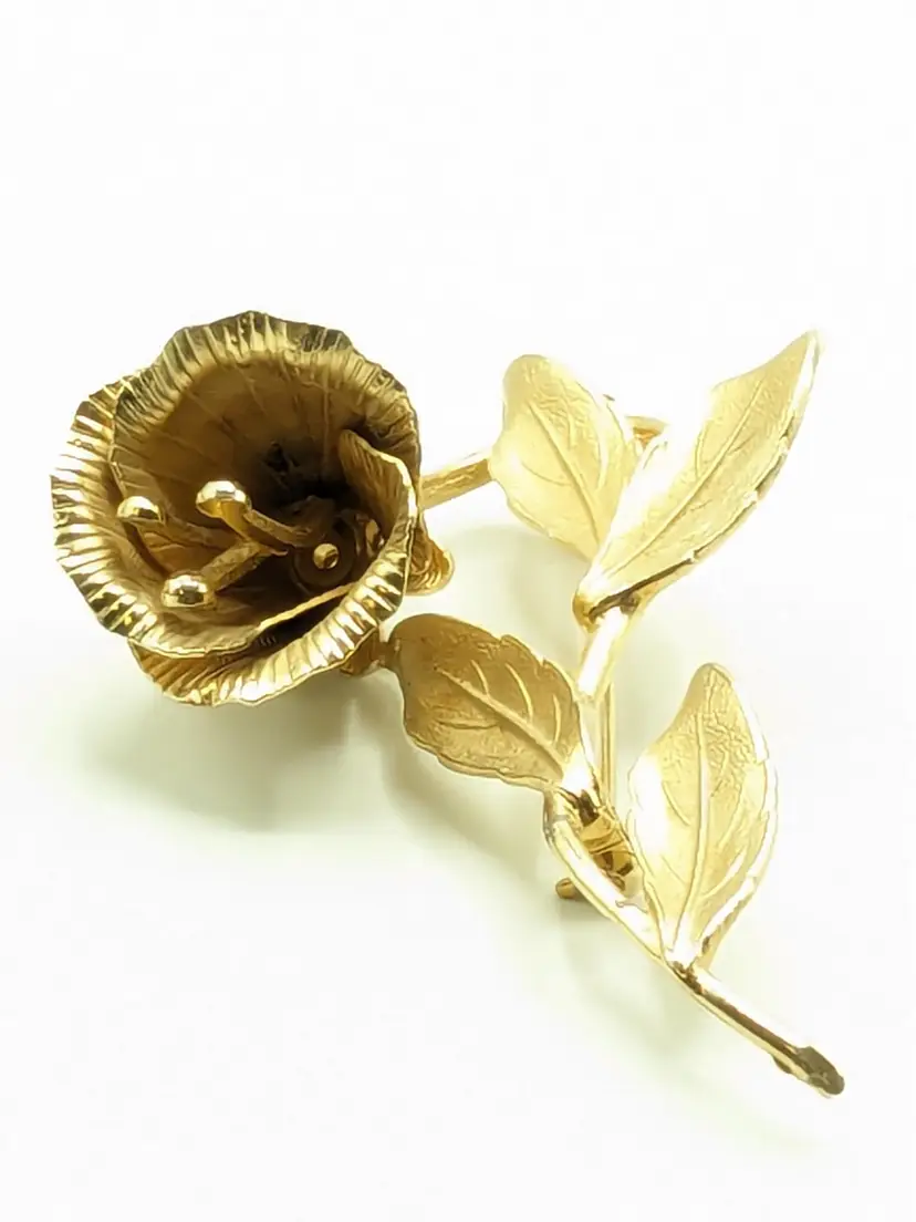 Vintage Coro Gold Tone Flower Brooch Pin