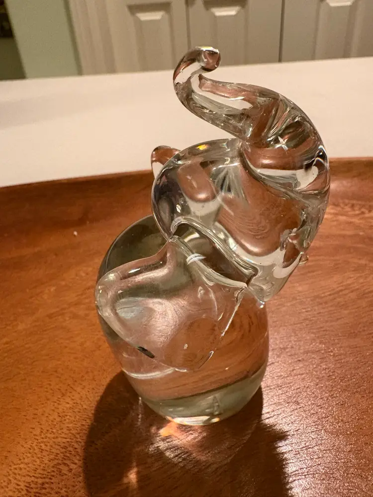 Vintage Blown Glass Elephant Paperweight Made in Taiwan 3 3/4" Tall Figurine
