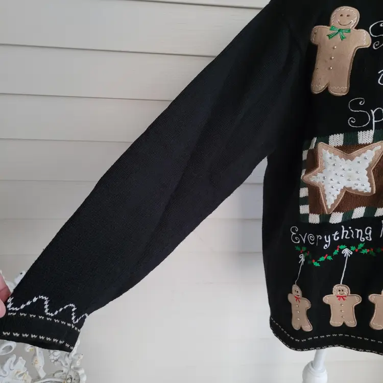 90s/Y2K The Quacker Factory Gingerbread man cookie holiday cardigan sweater