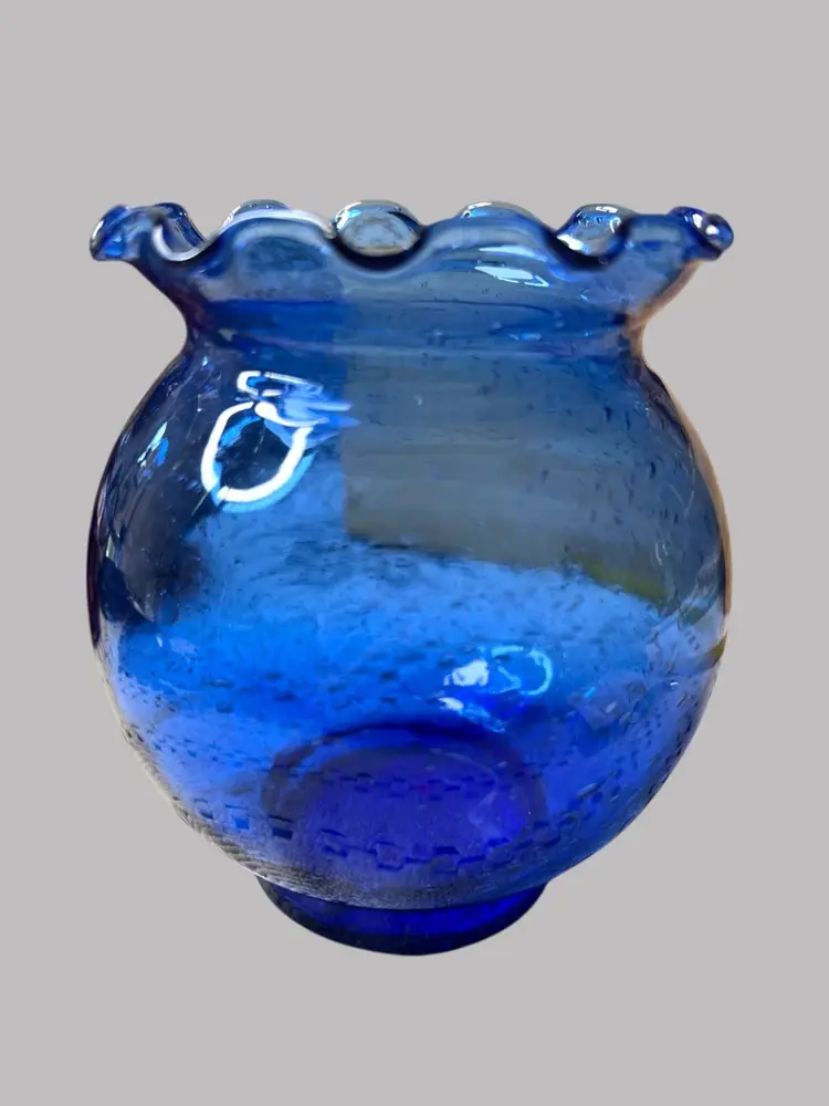 016 Cobalt Blue Glass Indiana Glass Ruffled Scallop, Rose Bowl, Bullicante 5.5" X 4.25"