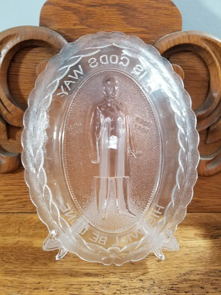 Antique U.S. Glass McKinley Memorial Oval Bread Plate 1901 President 10.5”