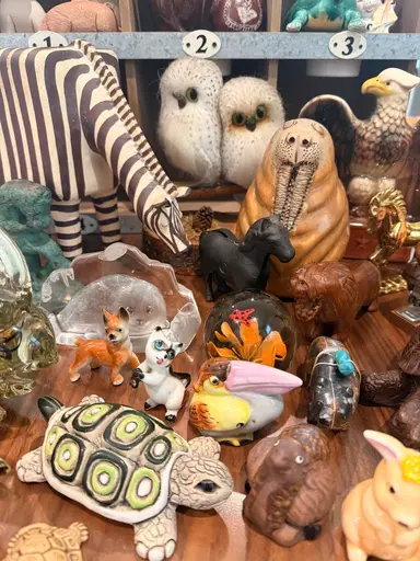 I 🧡 Critters Show! Glass, Pottery, Minis And More!