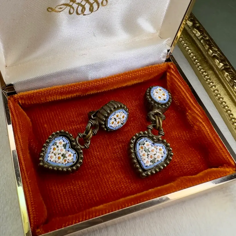 Vintage Roxanne Assoulin Designer Signed Micro Mosaic Heart Clip On Earrings Rare! 1.5”