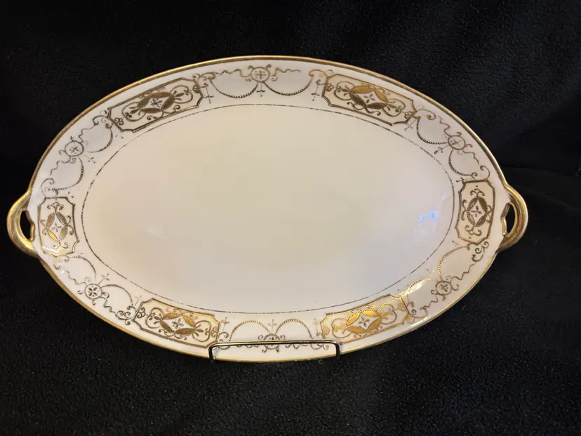 Vintage Nippon Hand Painted Cream Good Serving Platter Plate Tray W/ Handles 13”