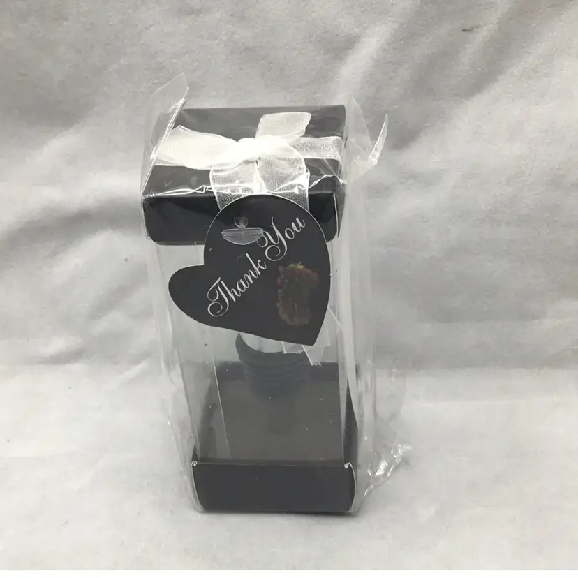 "Thank You" brand New in Sealed Box Starfish Silvertone Wine Stopper (8-60)