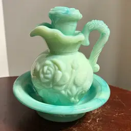 Avon Jadeite Victorian Rose Wash Set