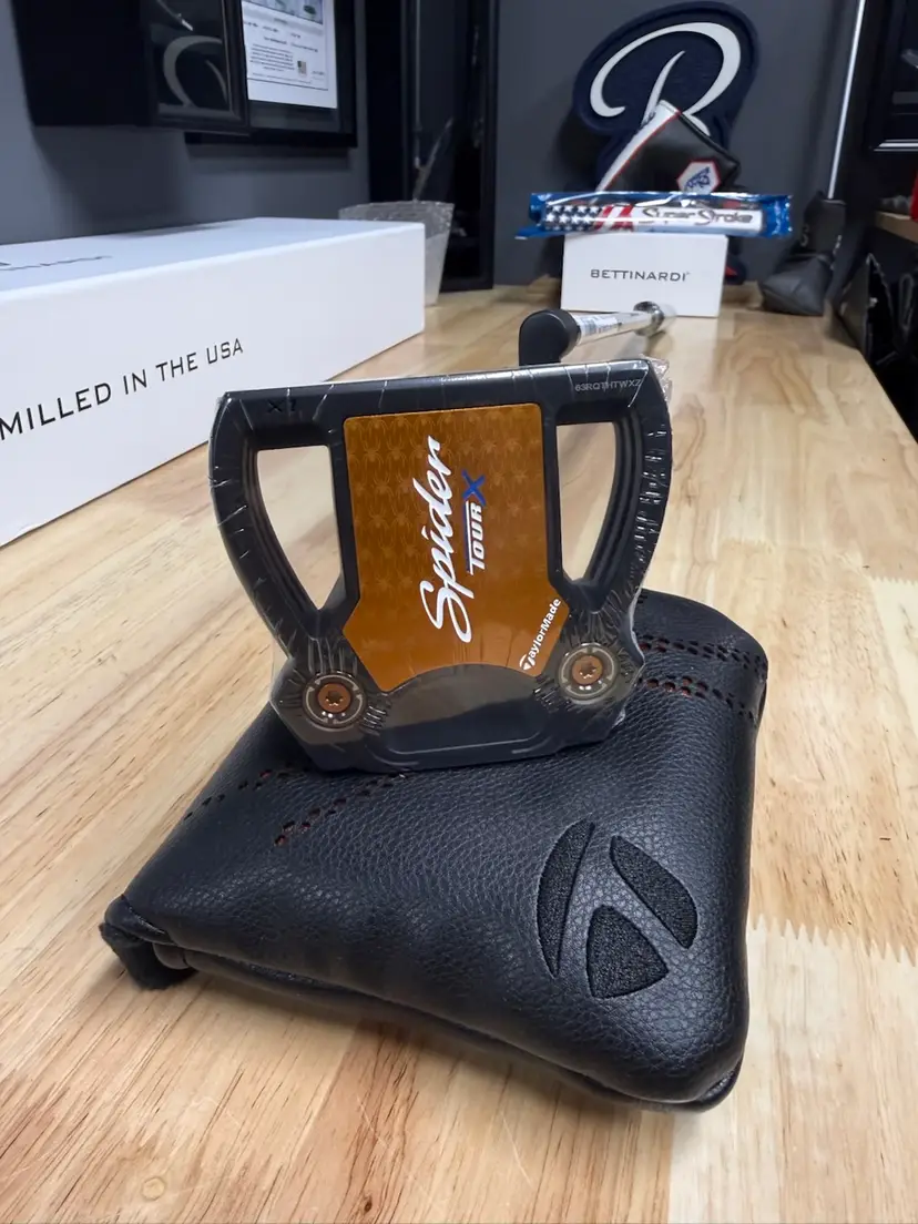 Brand New In Plastic Spider Tour X 35” Putter … Own The Hottest Putter On Tour Right Now!!