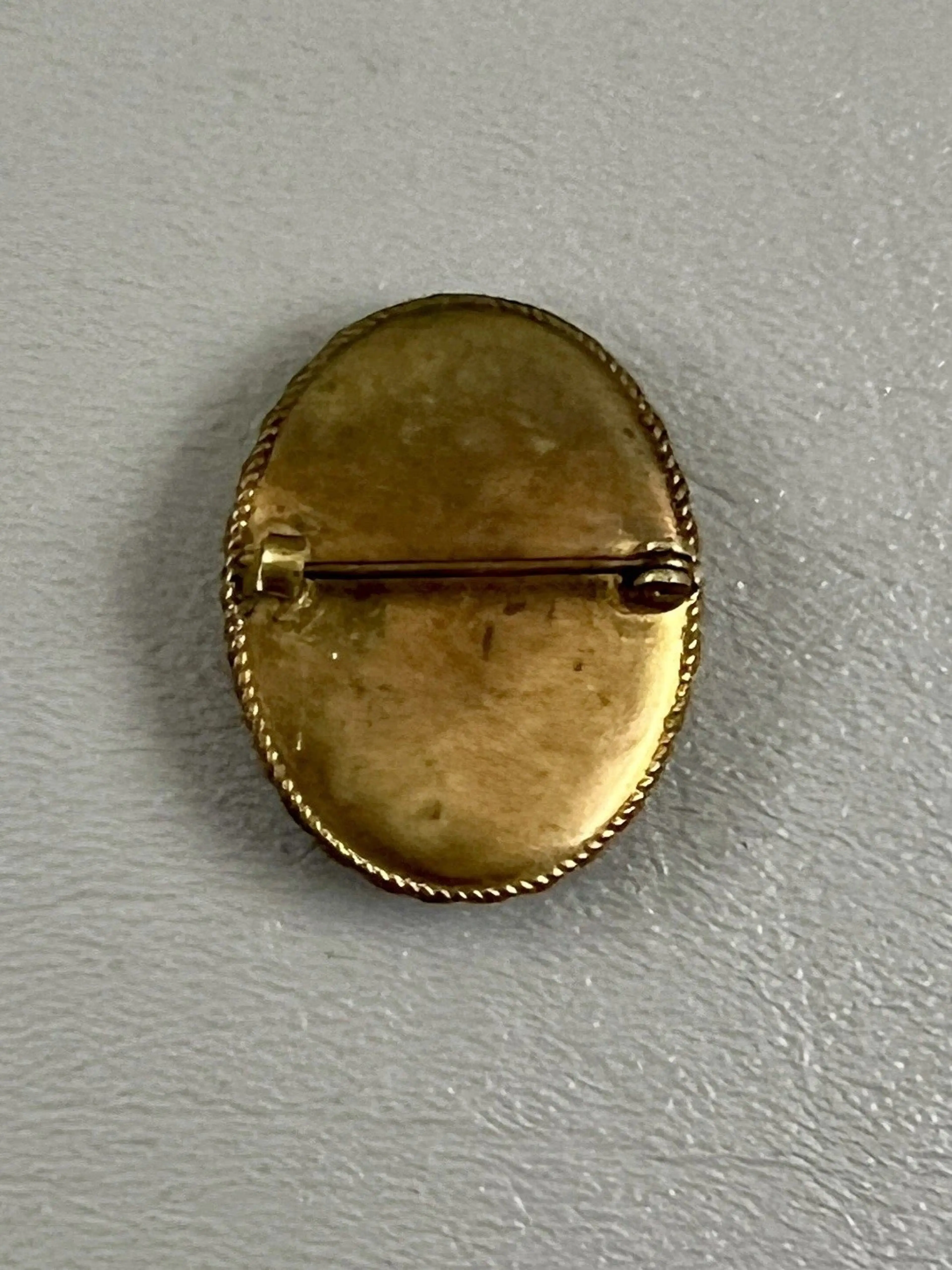Image 3 of 4