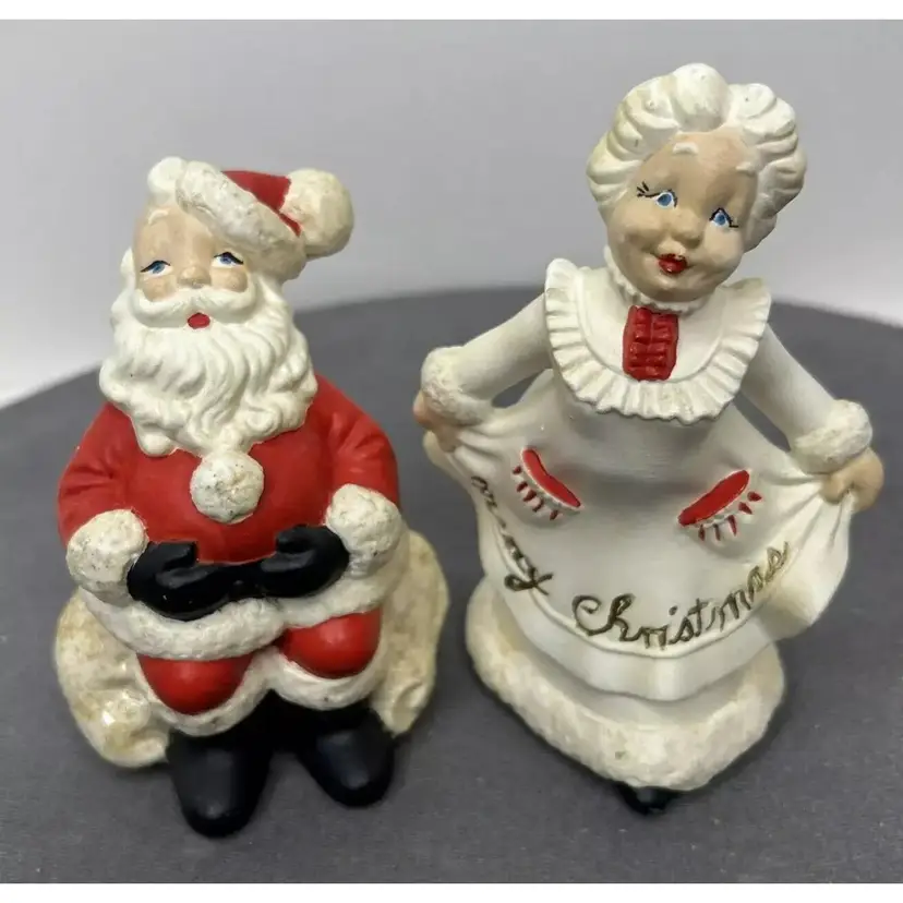 Vintage Christmas Santa & Mrs. Claus Ceramic 5” Figurines 1970’s Atlantic Mold