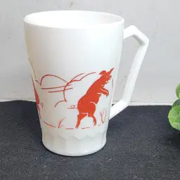 Vintage Hazel Atlas Milk Glass 3 Little Pigs Mug ***Read***
