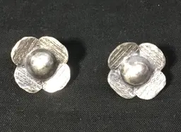 Vintage, solid, textured sterling flower earrings screw backs, 8.49 grams