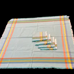 Woven Cotton Tablecloth With 4 Napkins