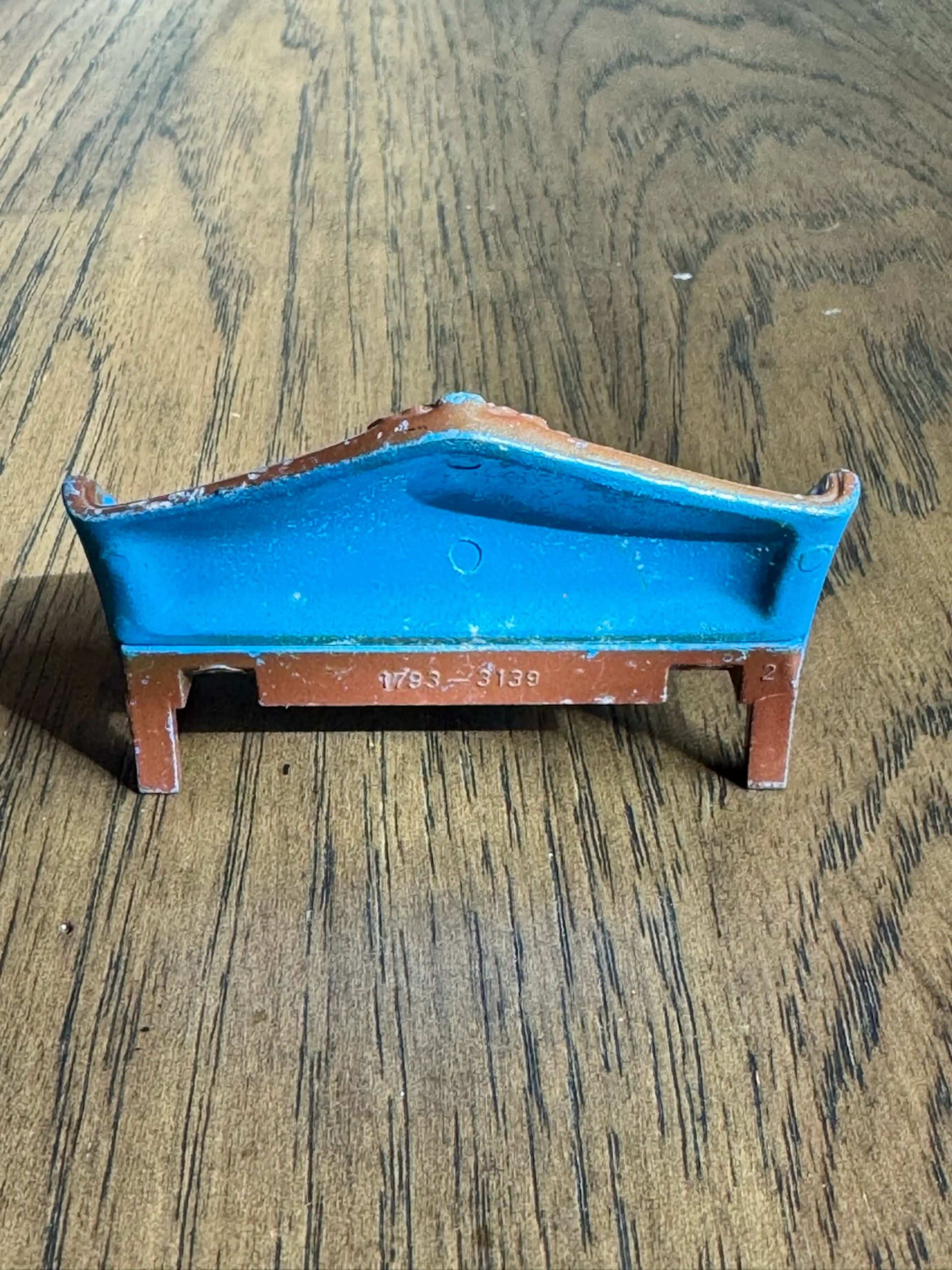 Image 3 of 3