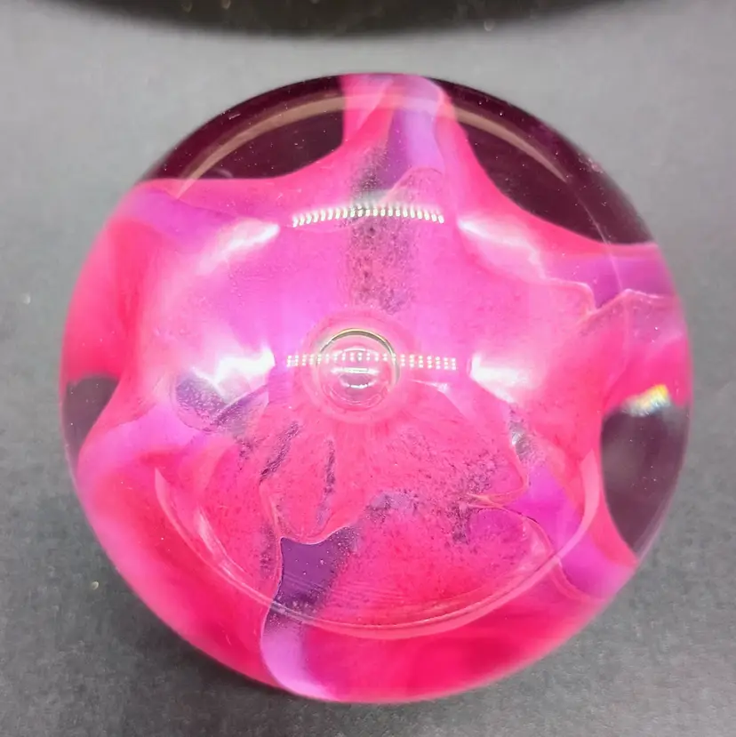 Caithness Moon Crystal Scotland Pink & Lavender Swirl Blown Glass 2" Paperweight.