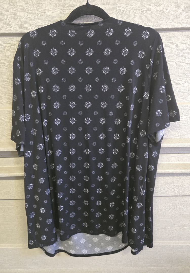 Any Wear by Catherines Women's Floral Short Sleeve Blouse size 2XL