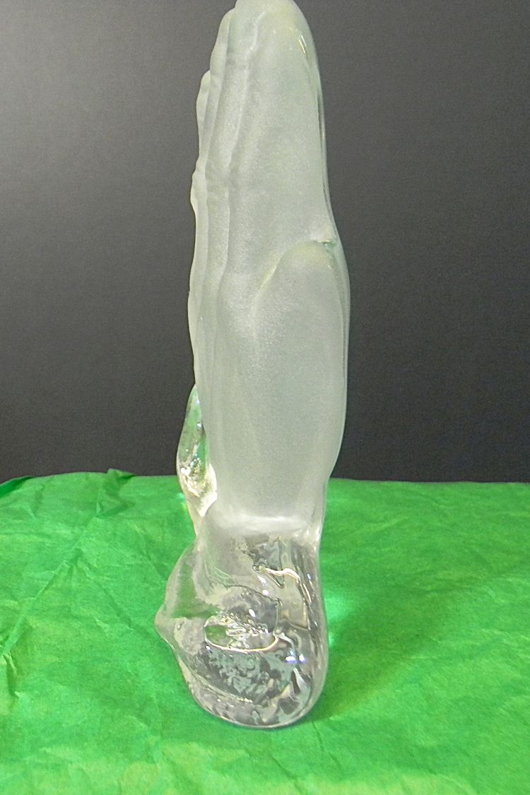 #01 Frosted Glass Praying Hands Art Glass paperweight