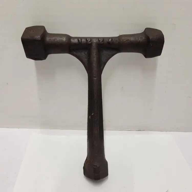 ANTIQUE MARKED 1224 FARM TRACTOR HORSE IMPLEMENT PLOW 3 WAY T WRENCH