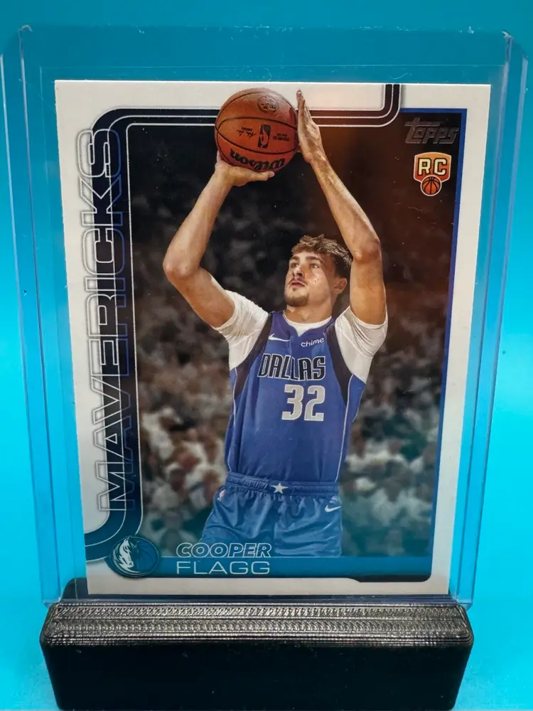 Cooper Flagg Topps RC Dallas Mavericks