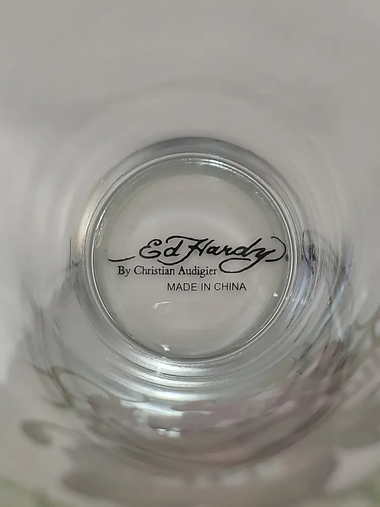 Ed Hardy Pint Glass set of 4