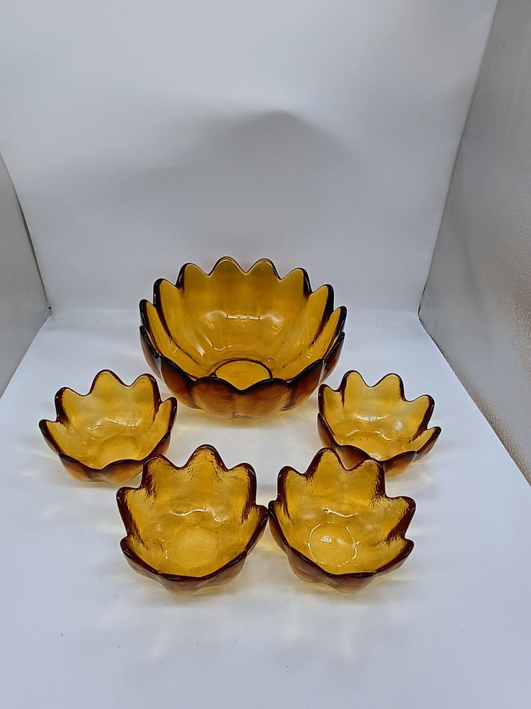 Vintage Blenko Lotus Salad Bowl Master and 4 Individual Honey Amber