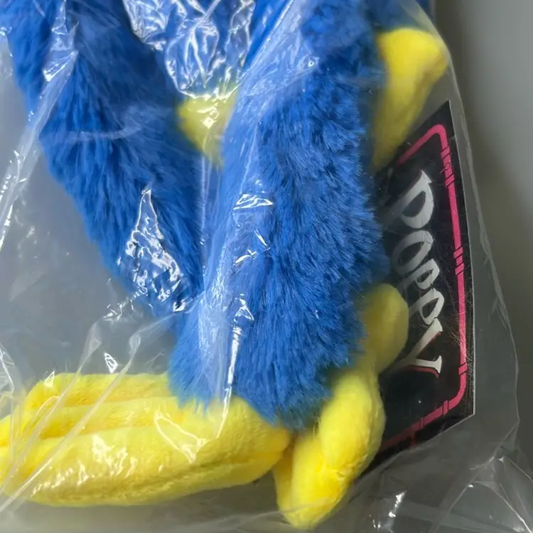 Poppy Playtime 17” Scary Huggy Wuggy Plush New With tags!