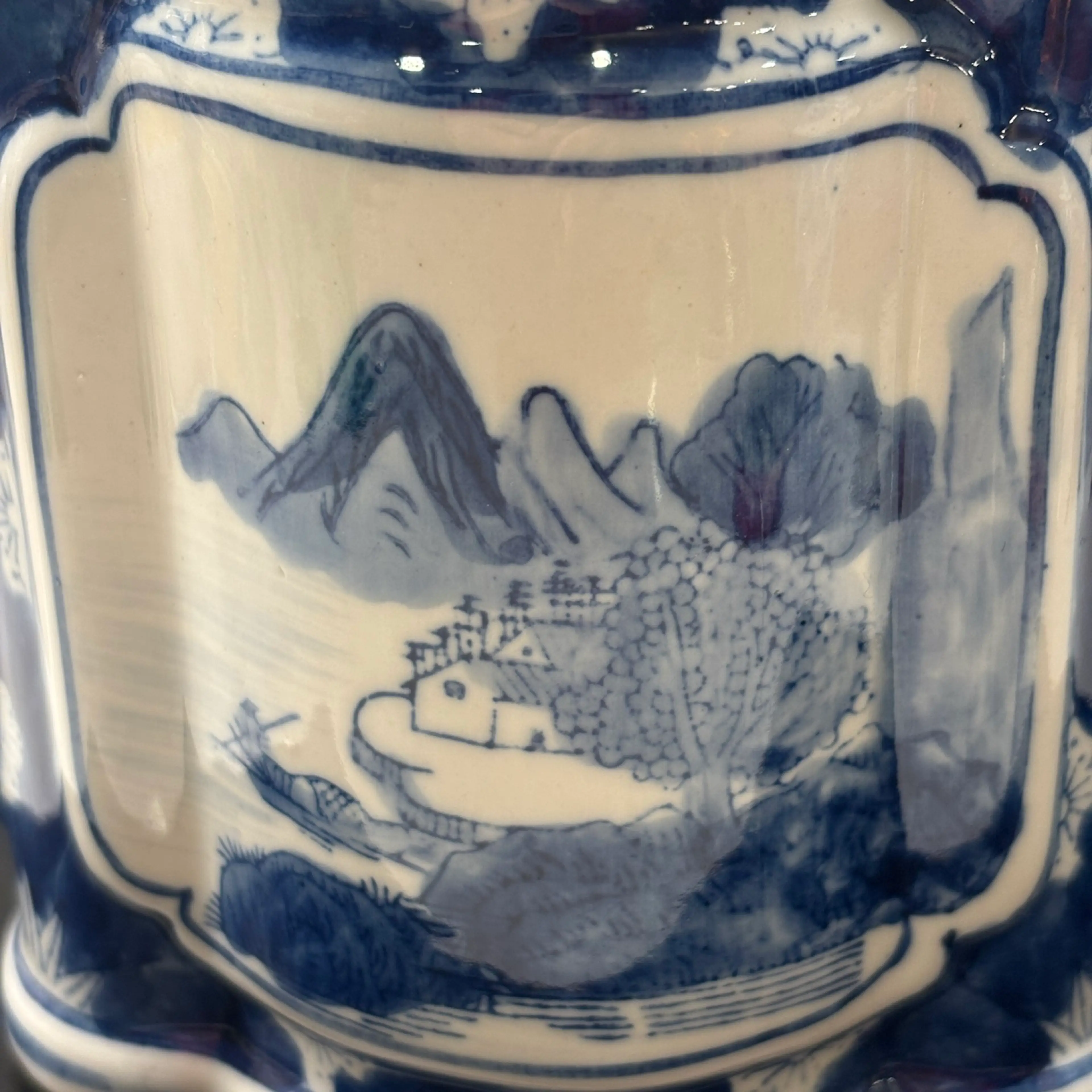 Image 2 of 8