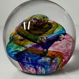Ola Höglund Celestial Controlled Bubble Art Glass Paperweight 2.5”