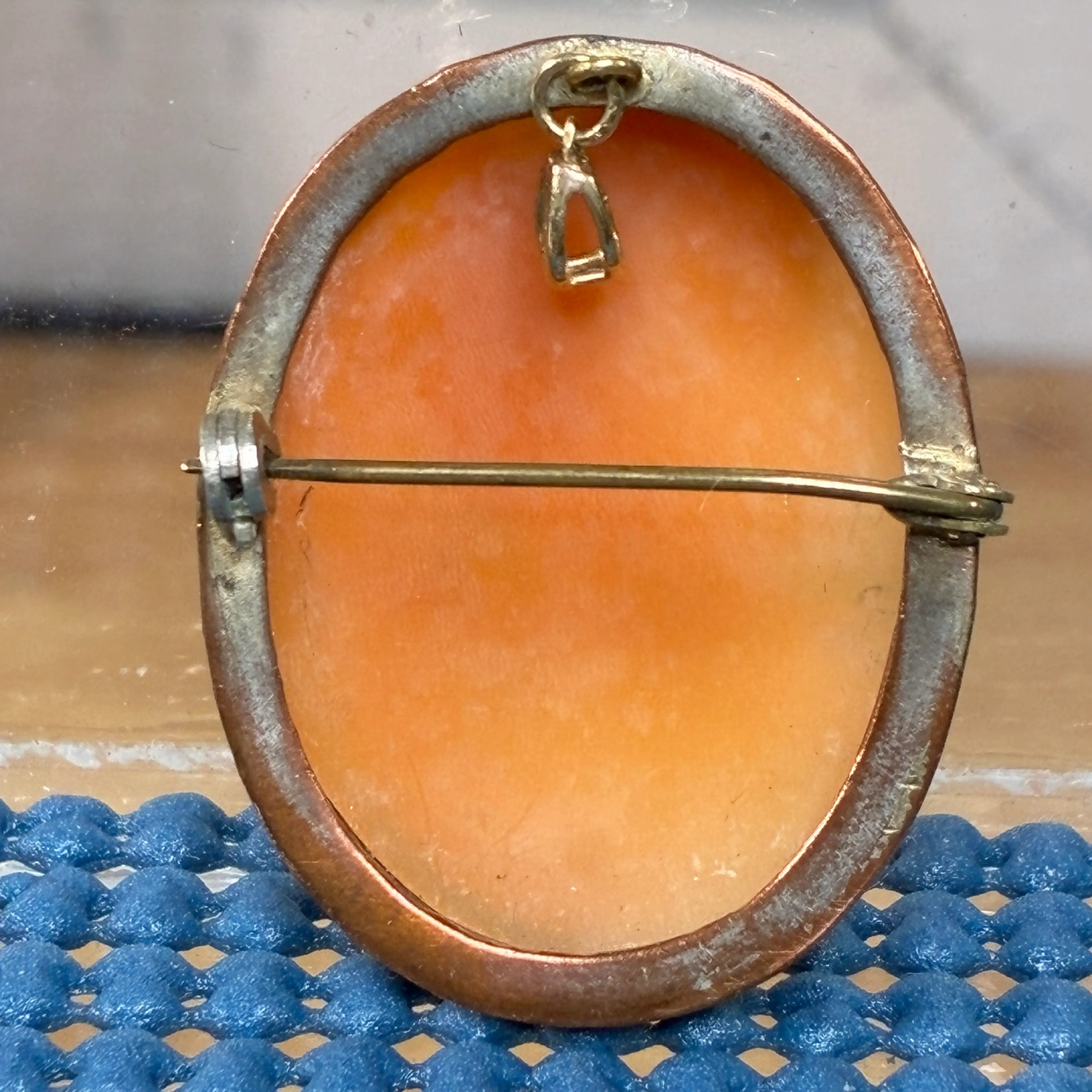 Image 2 of 2