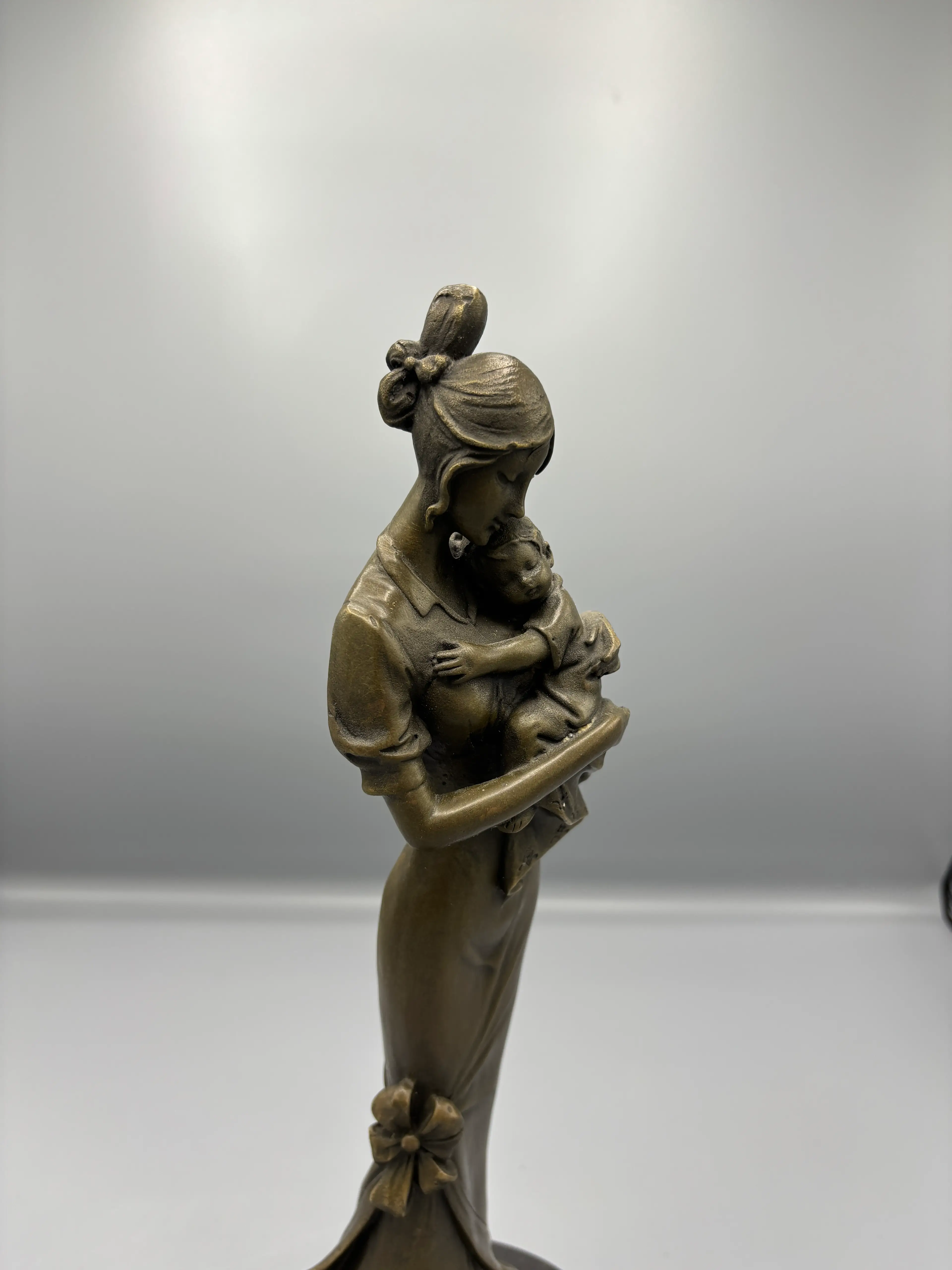 Image 3 of 6