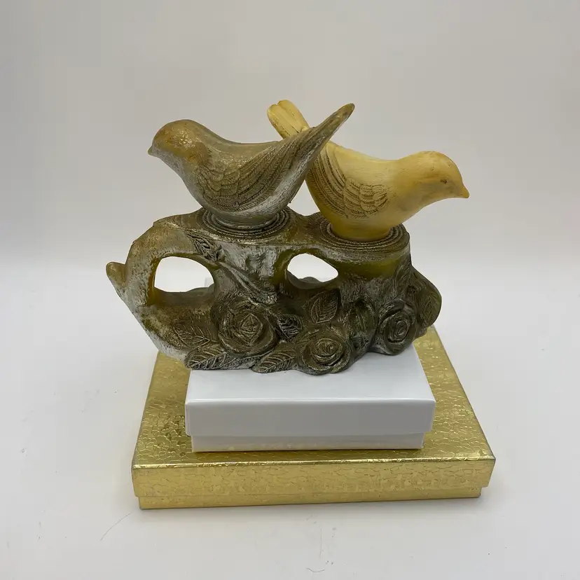 Vtg Salt & Pepper Shakers Birds on Stump MCM Shabby Elegant Bird