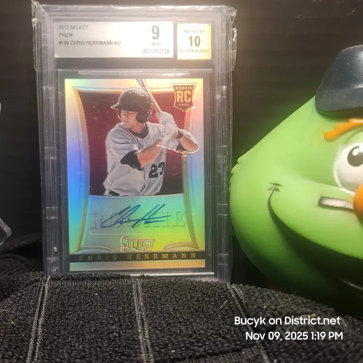 2013 Panini Select Auto  PRIZM - Chris Herrmann Minnesota Twins 93/99 BGS 9