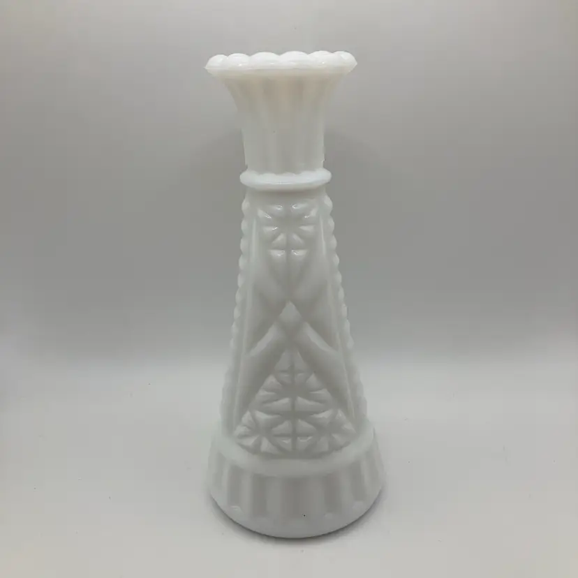 Vintage Stars And Bars Milk Glass Vase! 6” Tall! (#2)