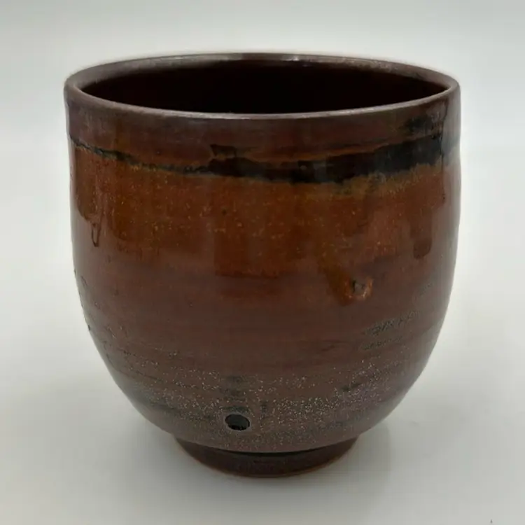 Asian pottery tea Bowl Hand Made Has makers mark🫖