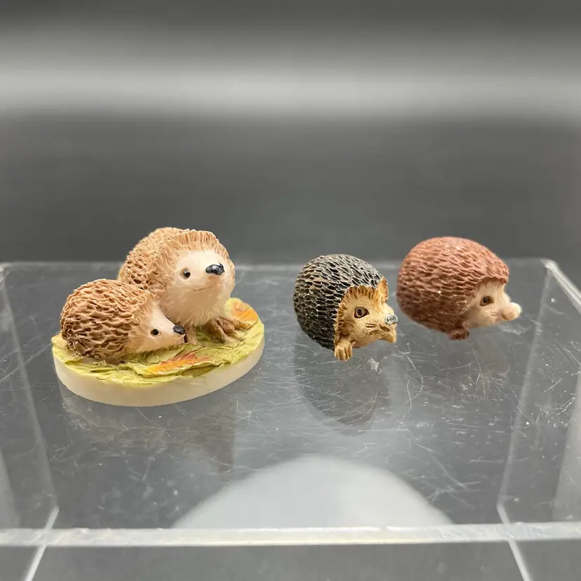 Miniature Peter Fagain Hand Painted Hedgehog Figurines Made in Scotland VTG