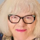 vickyretroqueenbeeart