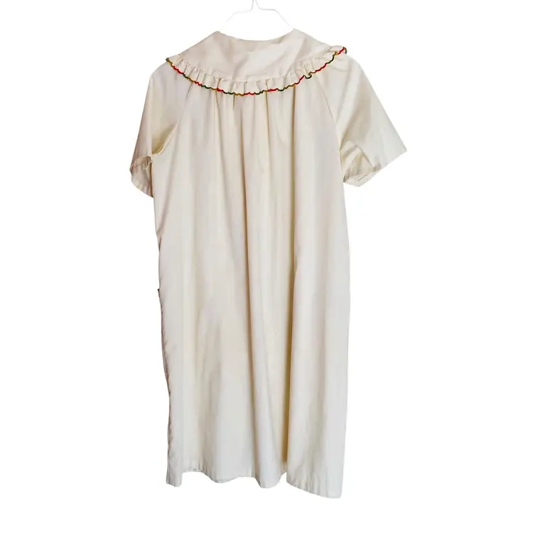 Vintage embroidered button up short sleeve muumuu nightgown house coat robe