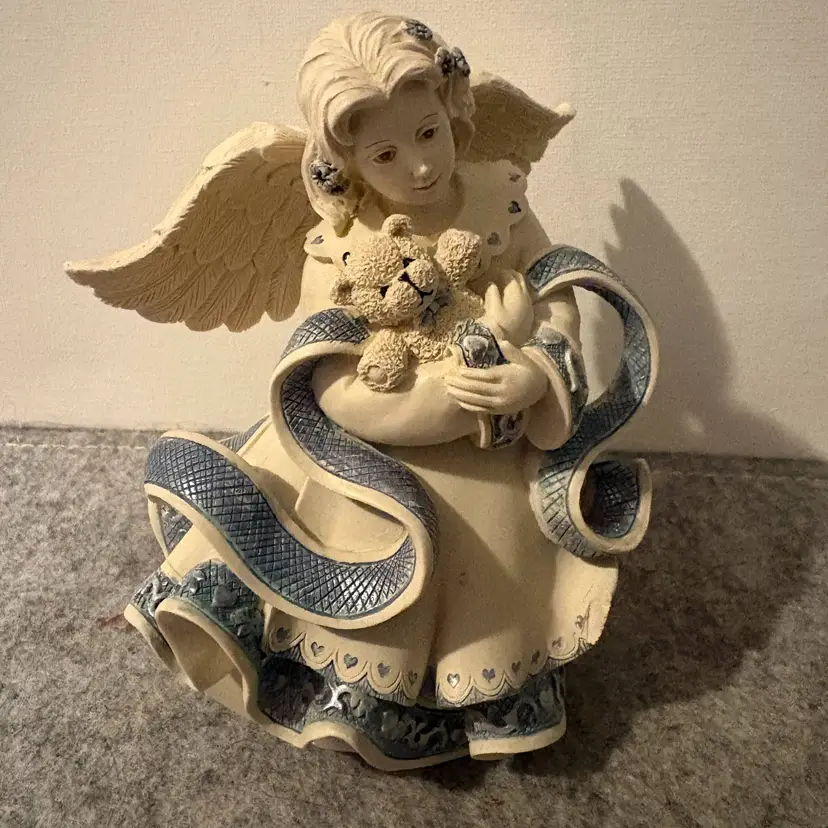 Sarah's Angels 2002 Payton W/ Teddy Bear 5" Tall  #3222