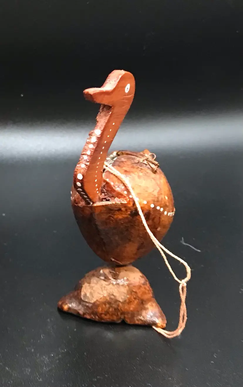 Vtg bird nut Diorama Folk Scene MEXICO Outsider Folk Art