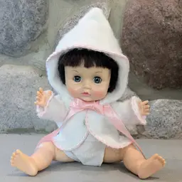 Vintage 1971  Effanbee 12" BABY WINKIE Baby Doll with Bunting