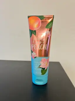 Bath & Body Works Pretty As A Peach 24 Hr Ultra Shea Body Cream 8 Oz Full