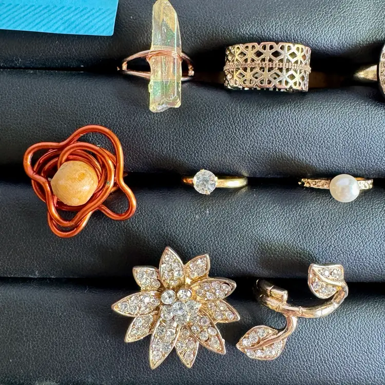 Lot of 11 Rings - Sizes 6-6.75 Gold Tone