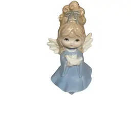 Kelvins Angel With Dove