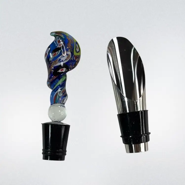 Gift Gallery Hand Blown Glass 2 Piece Bottle Stopper 3.5”