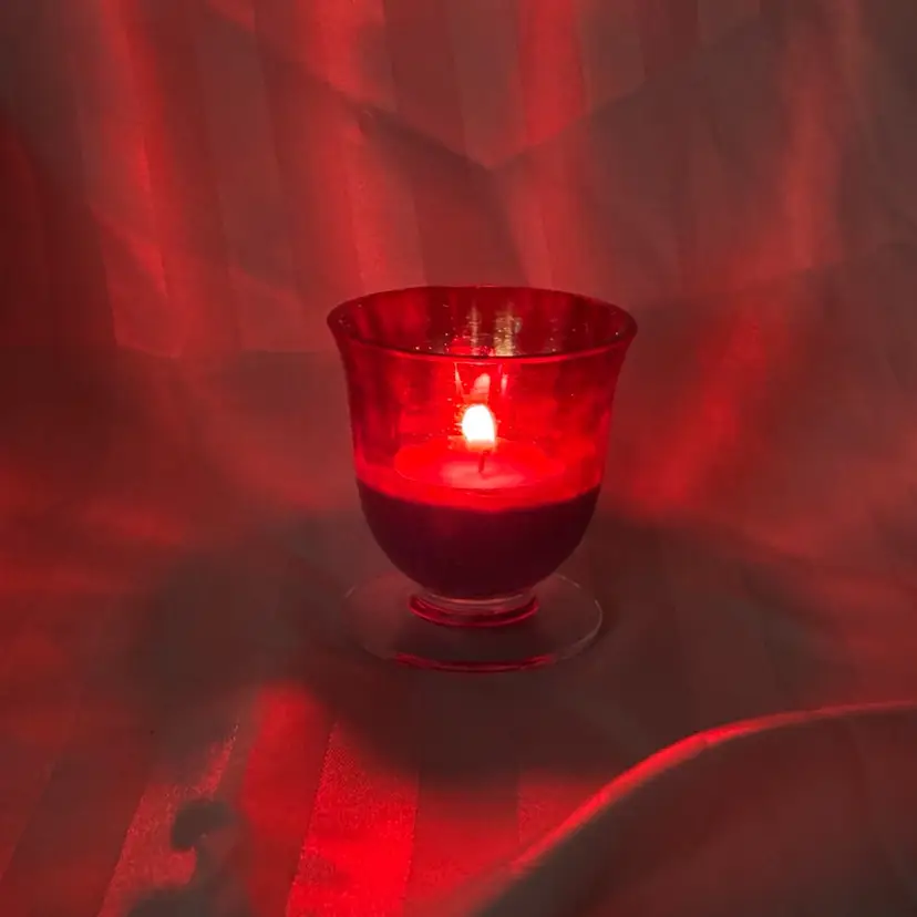 Crabtree & Evelyn Ruby Red Crystal Glass Tea Light Candle Holder See Pics!