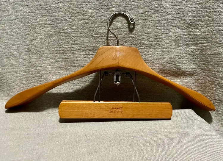 Vtg MCM Mens Suit and Tie Heavy Duty Wooden Hanger Maple Wood Clamp Setwell USA