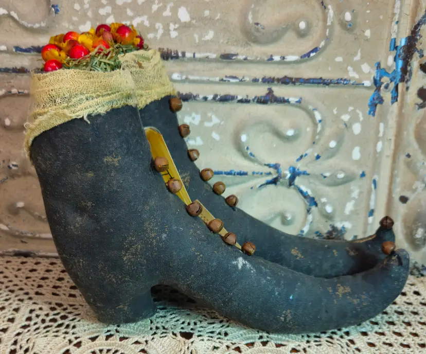 NWT Primitive Witches' Boots Fall Halloween Decor w/ Bells "The Witch is In"