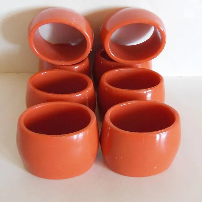 Vintage 8 Oval RUST Melamine Napkin Rings!