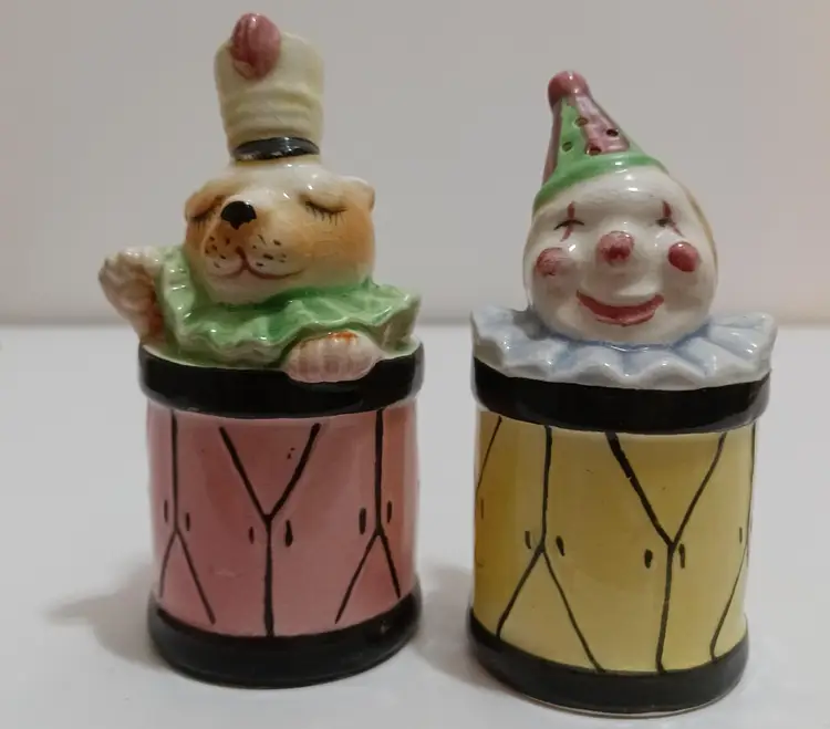Adorable Vintage Circus Act Salt N Pepper Shakers
